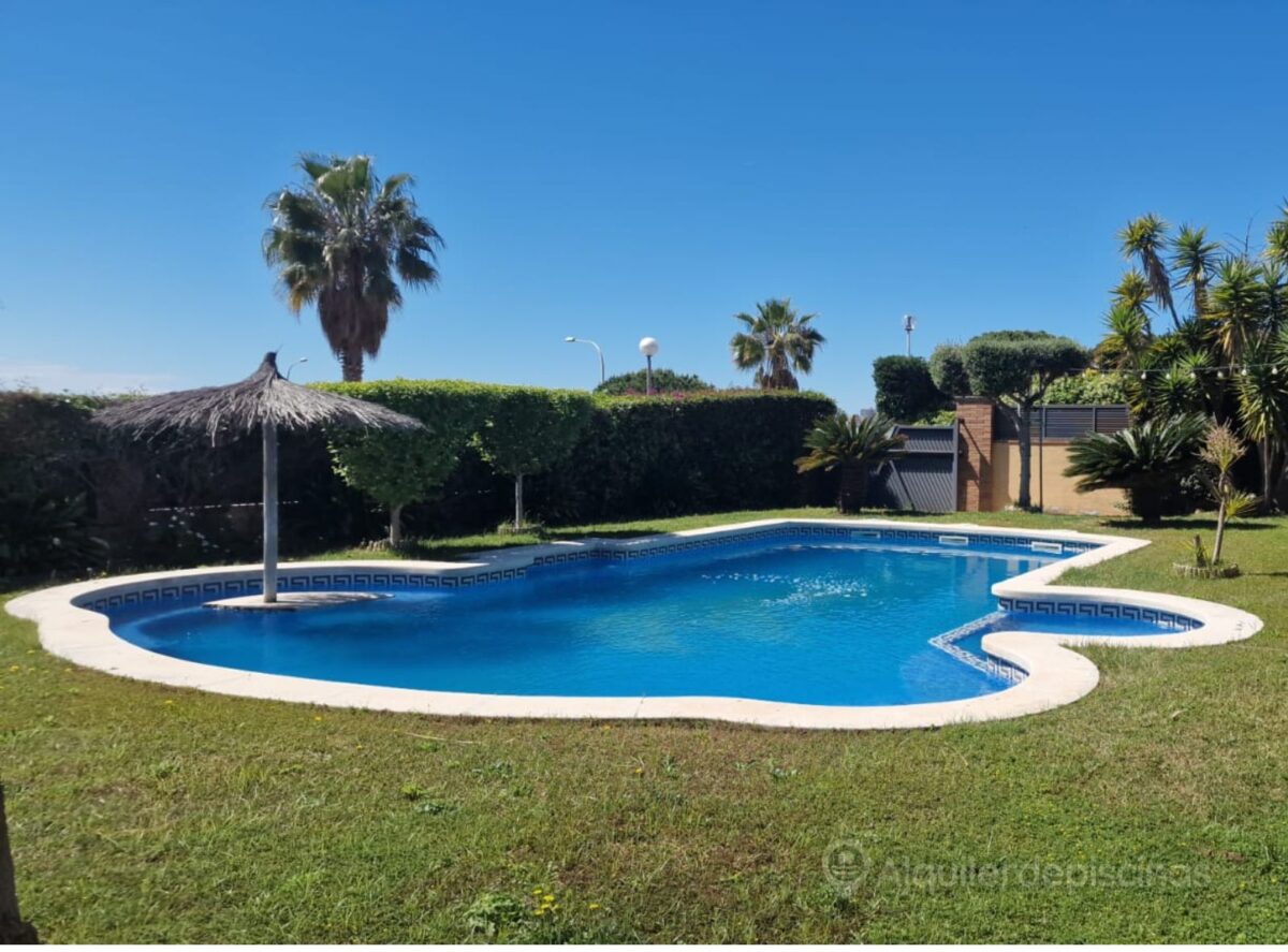 Piscina para Celebraciones en Cabrera de Mar – Oasis Azúl